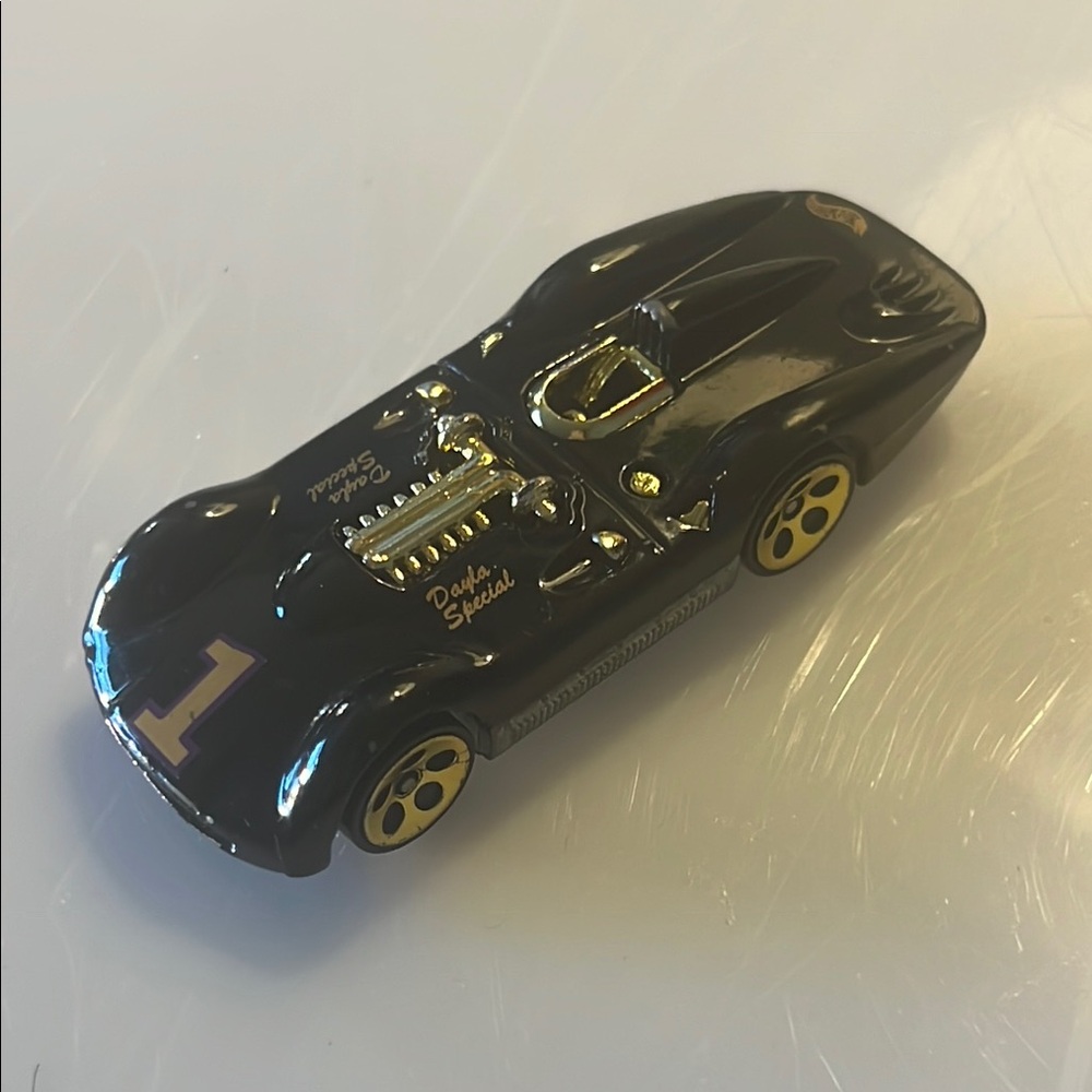 Vintage Hot Wheels 1999 Turbolence Black and Gold Toy Car Dayla Special